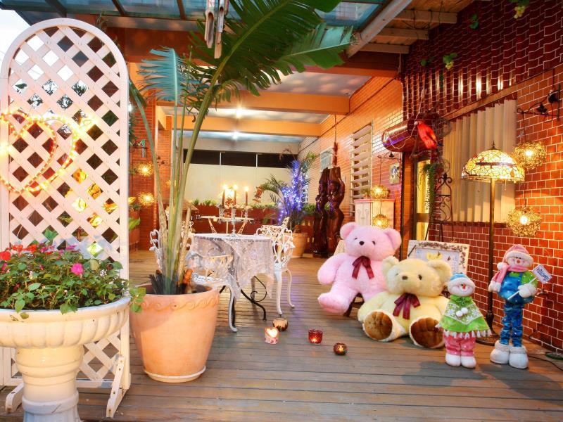 Love In Pearl Hostel Yilan Exterior foto